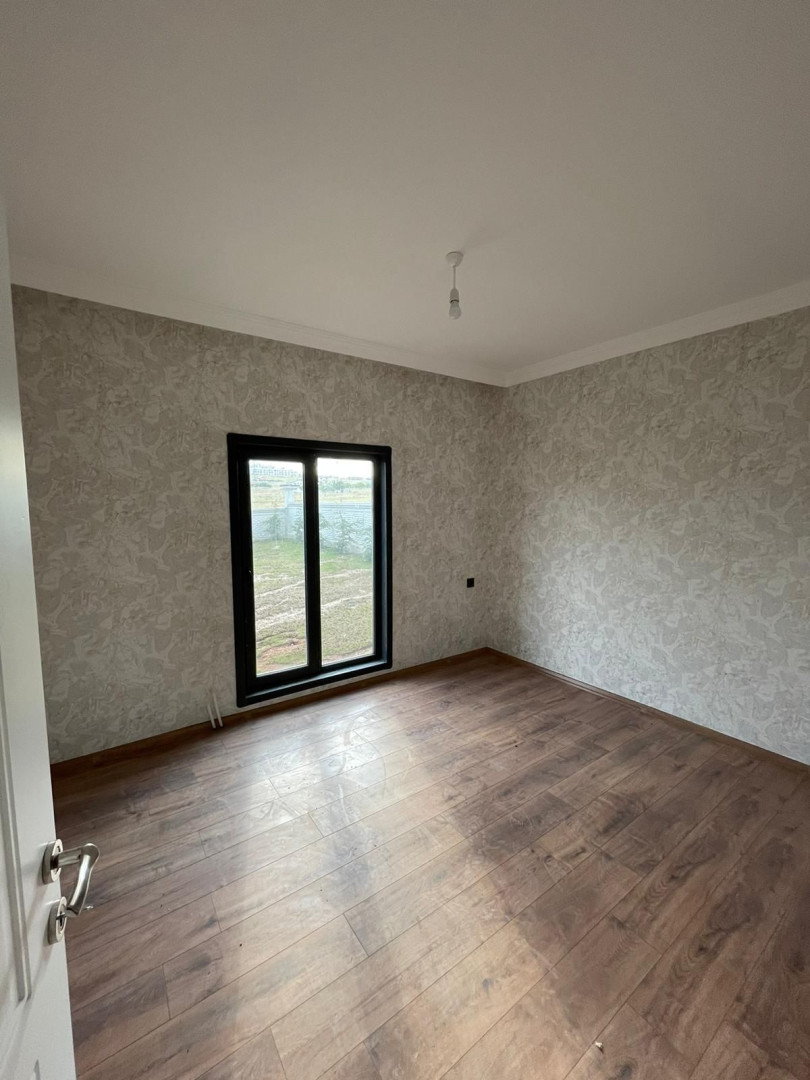 GÖDENE DE MERKEZE YAKIN KONUMDA 3+1 BAHÇELİ EV